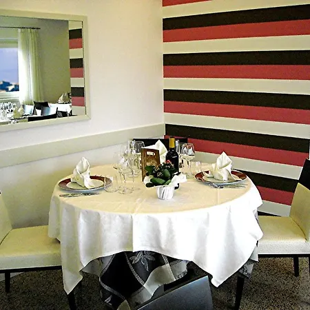 Hotel & La Pieve Di Pisogne