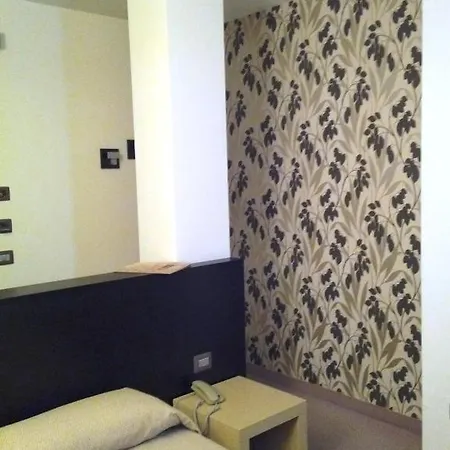 Hotell & La Pieve Di Pisogne