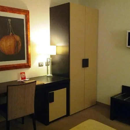 Otel & La Pieve Di Pisogne
